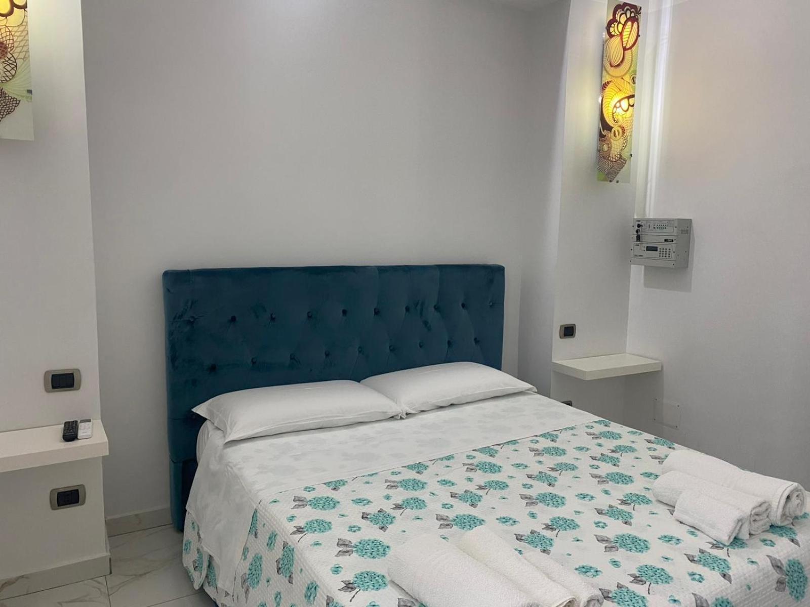Casa Esmeralda Napels Buitenkant foto